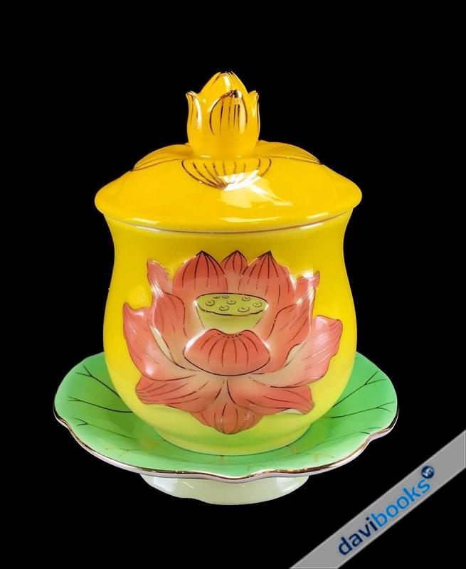 (ad5509) Chung Nước Cúng Phật Dạng Bi Bông Sen Nổi Vàng
